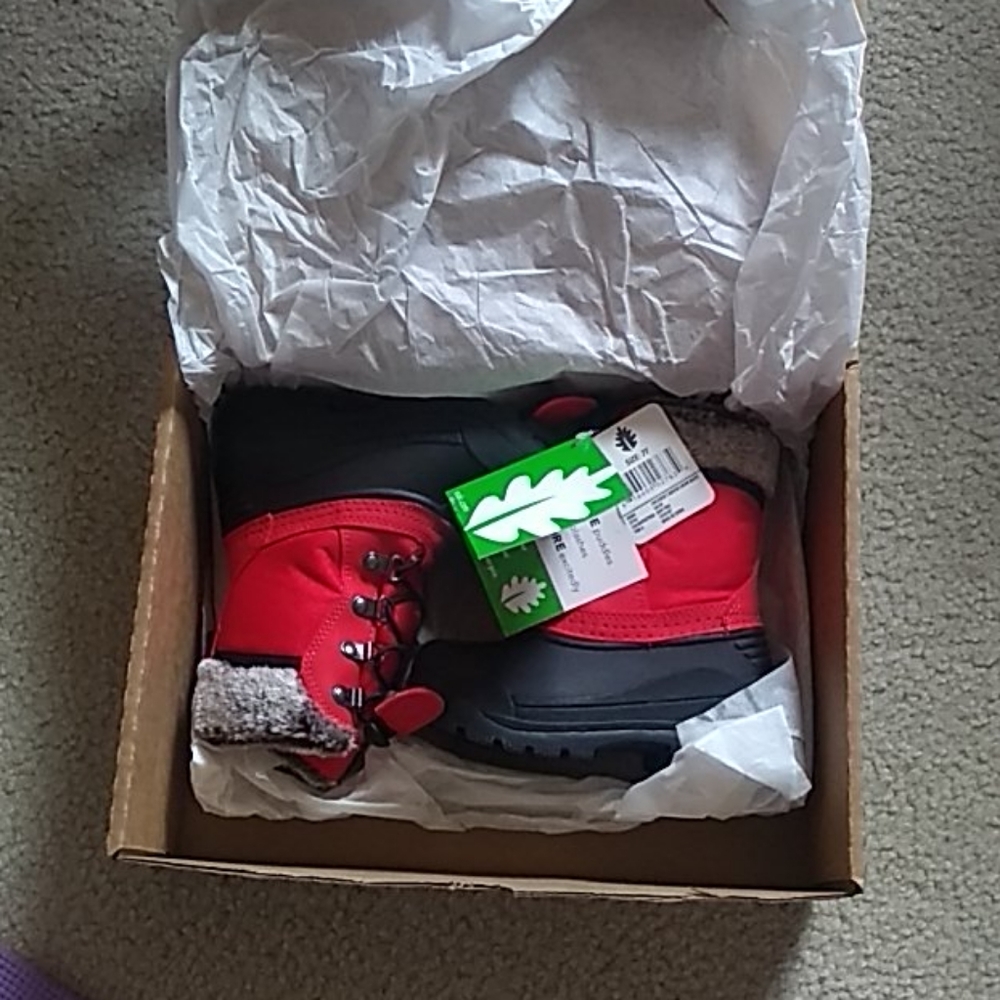Oaki Snow Boots - nwt, kid's